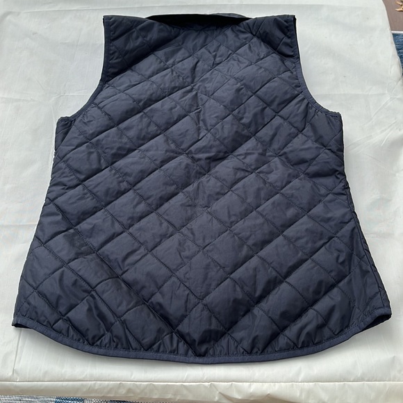 Black vest from Old Navy size small - Picture 3 of 3